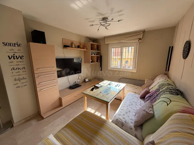 Venta de chalet adosado en el centro de Gójar — 4