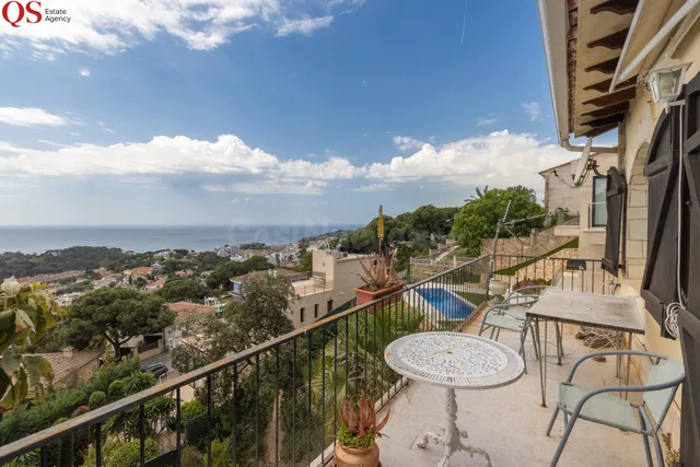 Casa con piscina, pista de tenis y vistas al mar en la urban - foto 5