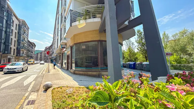 Local comercial en venta en Ordizia – Calle Urdaneta — 18