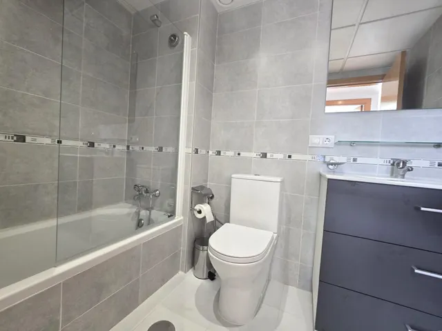 Desde 650€ al mes, se alquilan apartamentos 1/2 dormitorios para vacaciones o todo el año en Guardamar del Segura — 21