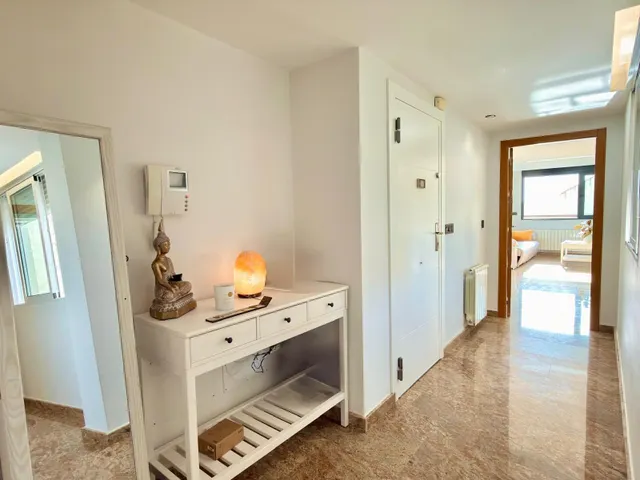 Exclusivo Ático Seminuevo en Totana con Amplias Terrazas y Vistas — 12