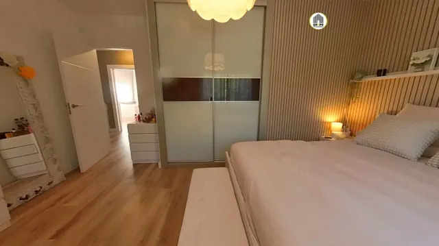 Casa reformada de tres plantas con piscina, jacuzzi, gimnasio, sauna  y vistas a parque natural — 31