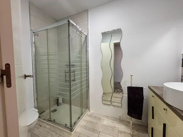 INCREIBLE PISO FRENTE AL MAR — 22