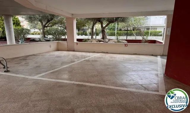 Plaza de aparcamiento en venta - Centro Comercial Santa Marg - foto 3