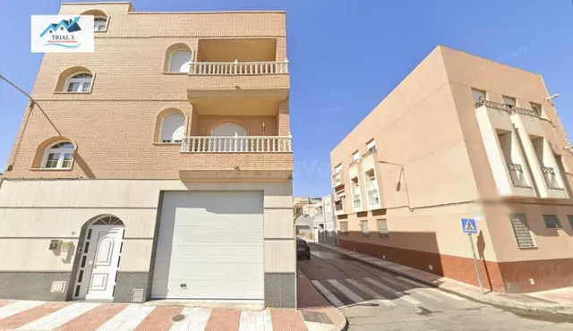 Venta piso en Roquetas de Mar (Almería) - foto 2
