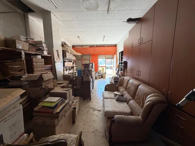 LOCAL COMERCIAL EN CREU DE BARBERA - SABADELL - foto 3