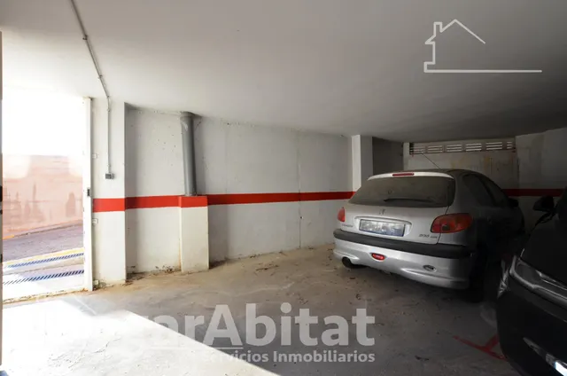 Exterior con balcón, garaje y trastero — 31