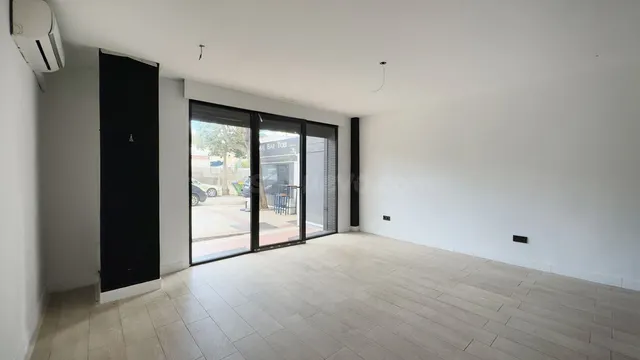 Local comercial 54m² en venta - Marbella - foto 2