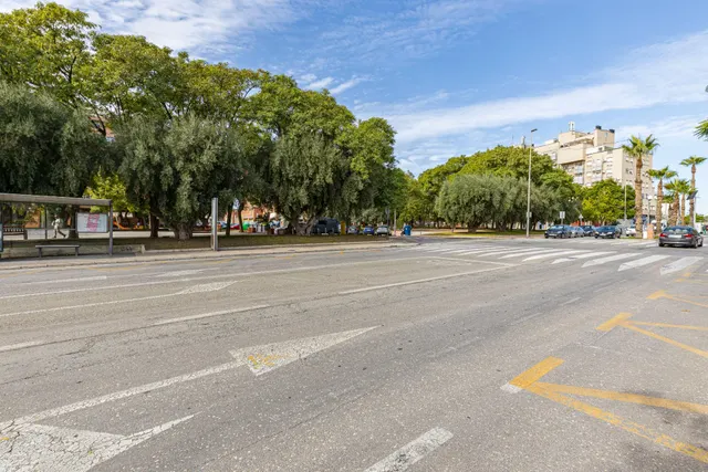 Dúplex con garaje privado y piscina comunitaria en Los Rectores. — 27
