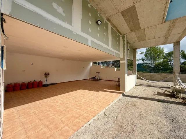 Casa de obra nueva con piscina a 10 minutos de vilanova i la geltrú — 21