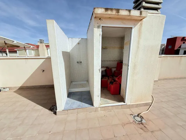 Excelente atico de 4 dormitorios en Lomas de Cabo Roig — 44