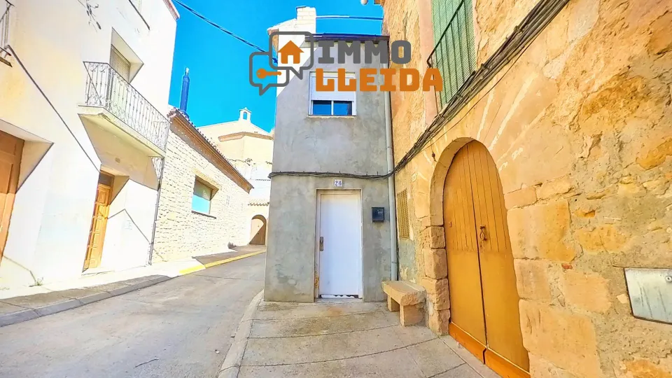 OPORTUNIDAD Casa en La Granadella con patio
