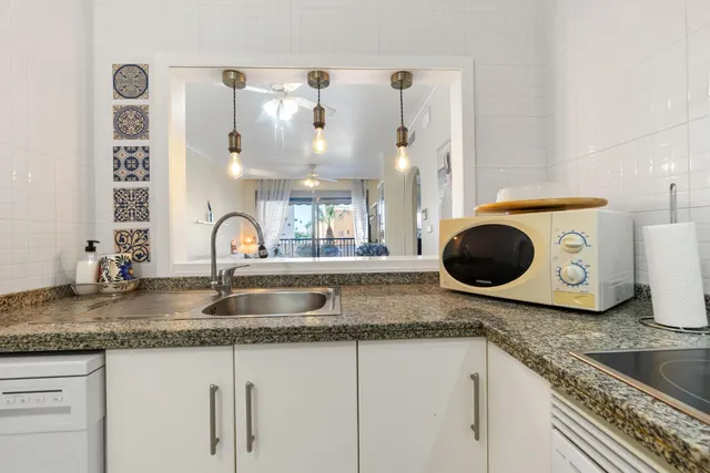 Apartamento en Aguamarina con vistas al mar — 11