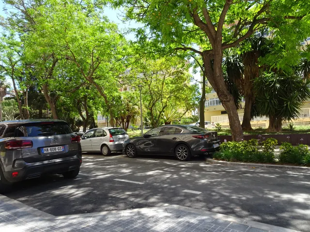 Apartamento a 1 minuto de la playa de Huelin andando y con licencia turística — 13