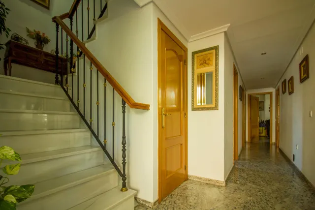 CHALET INDEPENDIENTE JUNTO AL VIEJO VIVERO EN BADAJOZ — 6