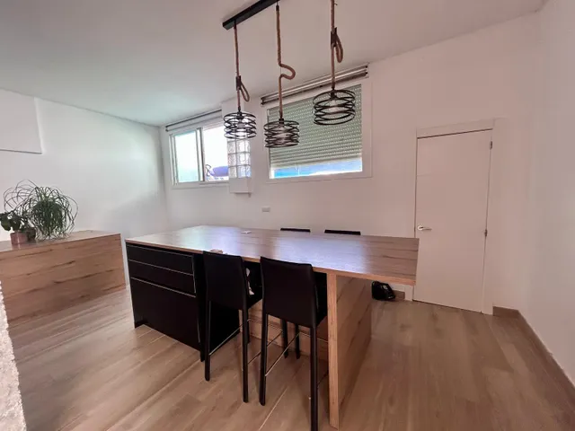 Casa adosada en esquina con piscina privada, jardín y vistas a la Bahía de Málaga — 12