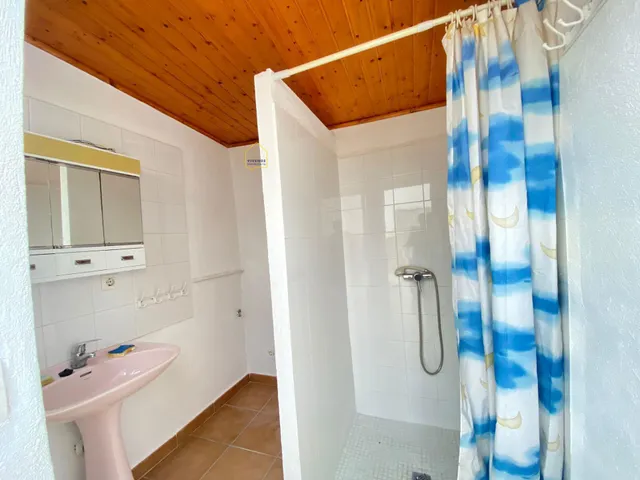 CASA LUMINOSA CON PARCELA A UN PASO DEL CENTRO — 6