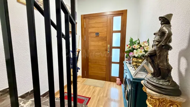 EXCLUSIVA CASA TIPO DÚPLEX TOTALMENTE REFORMADA EN CABEZO DE TORRES. — 3
