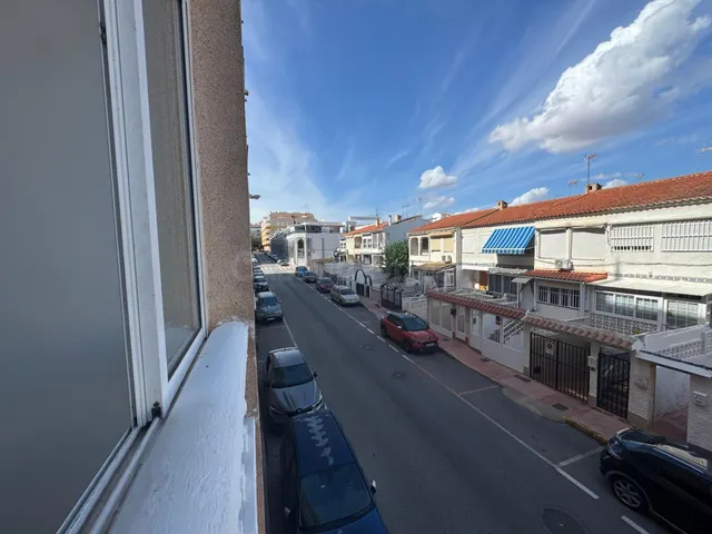 ¡Apartamento reformado a 500 metros de la playa! - foto 3
