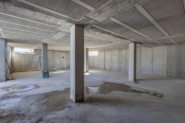 Parcela exclusiva con estructura de Chalet independiente y piscina en Urb. El Montecillo, Las Gabias — 11