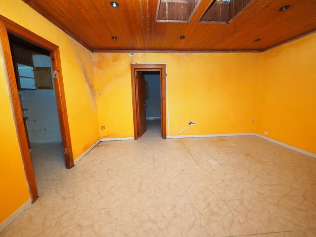 SE VENDE CASA ADOSADA EN NAVARCLES — 16