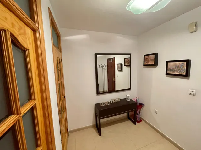 Se alquila vivienda en avda. ramón puyol ideal para maestros — 6