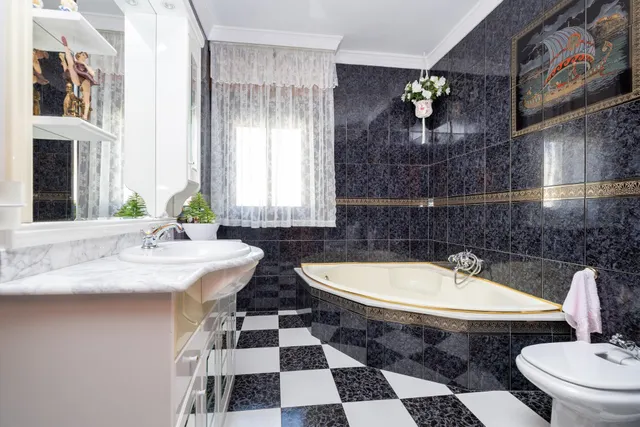 Casa de 6 dormitorios con piscina privada, terrazas y espectaculares vistas en Órgiva – Granada — 27
