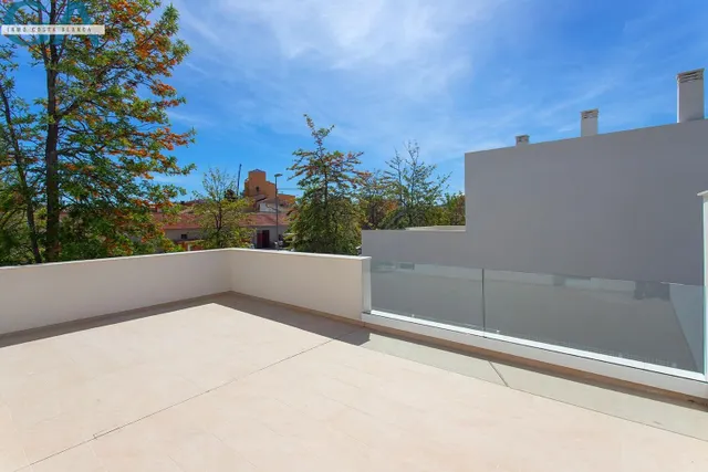 VILLA DE OBRA NUEVA EN HONDON DE LAS NIEVES — 26
