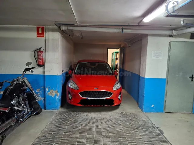 Amplia Plaza de Garaje en Avenida - Cádiz - foto 3