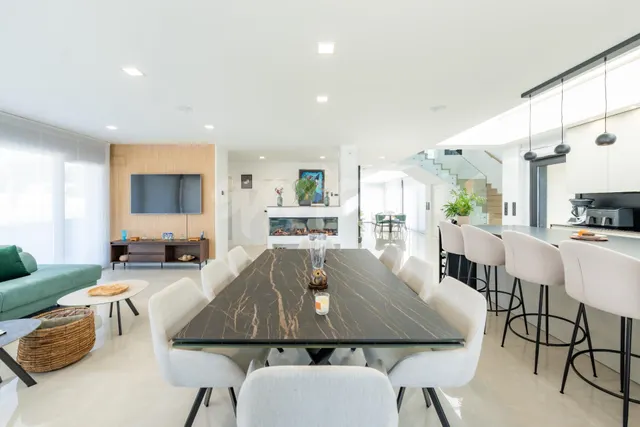 Chalet de lujo en venta en Colmenarejo con piscina climatizada — 26