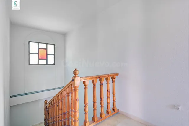 GRAN CASA CON PISCINA EN HUETOR VEGA - foto 5