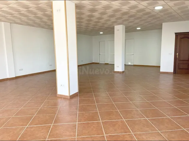 Local comercial 105m² en alquiler - CENTRO - foto 3