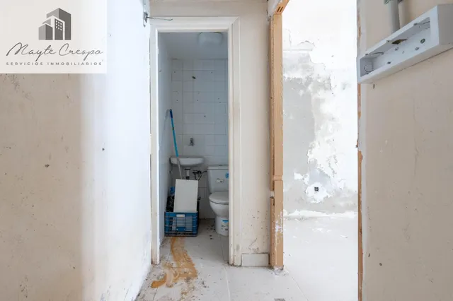 Oportunidad de Inversión en Local Comercial en el Centro de Almuñécar — 7