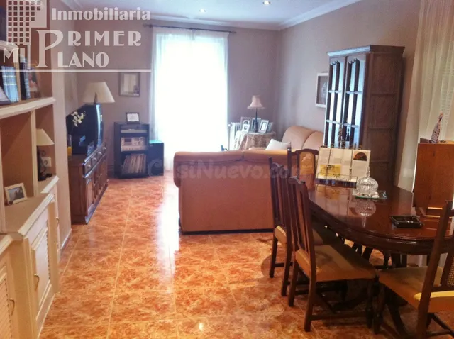 Casa 4 habitaciones 158m² en venta - Avda. Antonio Huertas - foto 2