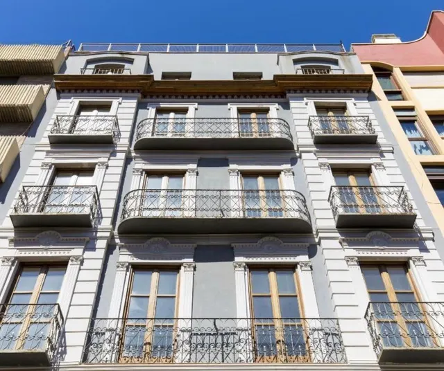 ÁTICO EXCLUSIVO CON DOS TERRAZAS EN PLENO CENTRO DE ZARAGOZA - foto 2