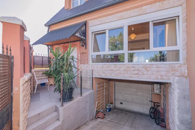 MODERNA CASA DE ESTILO NÓRDICO CON PISCINA, EN INCREIBLE UBI - foto 4