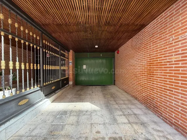 Garaje 26m² en venta - Estacion de autobuses — 2
