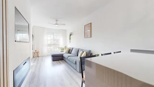 Piso moderno de 1 dormitorio con garaje y trastero en pleno  - foto 5