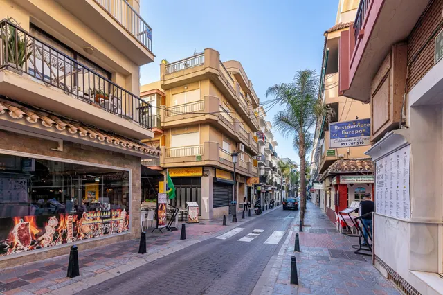 Piso con gran terraza de 29 m2 en segunda línea de playa – Fuengirola — 31