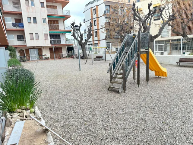 Apartamento de 2 dormitorios en Els Munts con plaza de garaje y cerca de la playa — 22