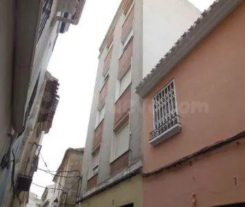 Se vende Piso OKUPADO en Calle Calle Nueva 5 Cieza, (Murcia) - foto 4