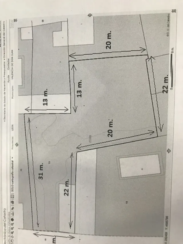 SE VENDE SOLAR DE 870 M2 EN EL CENTRO DE VALENCIA DE DON JUA - foto 2