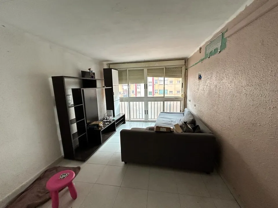 SE VENDE PISO EN BADALONA, ZONA SANT ROC