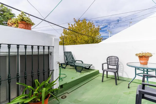 CASA DE DOS PLANTAS EN VENTA — 3