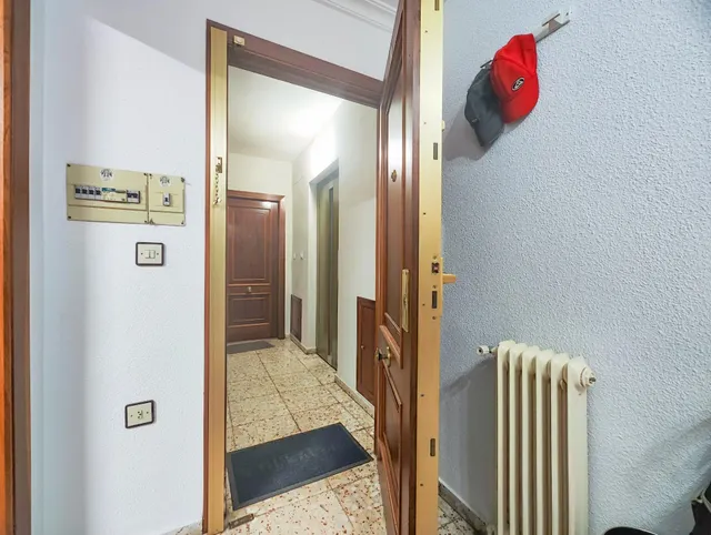 Piso en venta en Calle Menendez Pelayo — 36