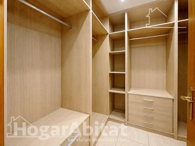 ¡PRECIOSO CHALET! AMPLIO Y REFORMADO CON PISCINA PRIVADA, GARAJE Y PARCELA — 32