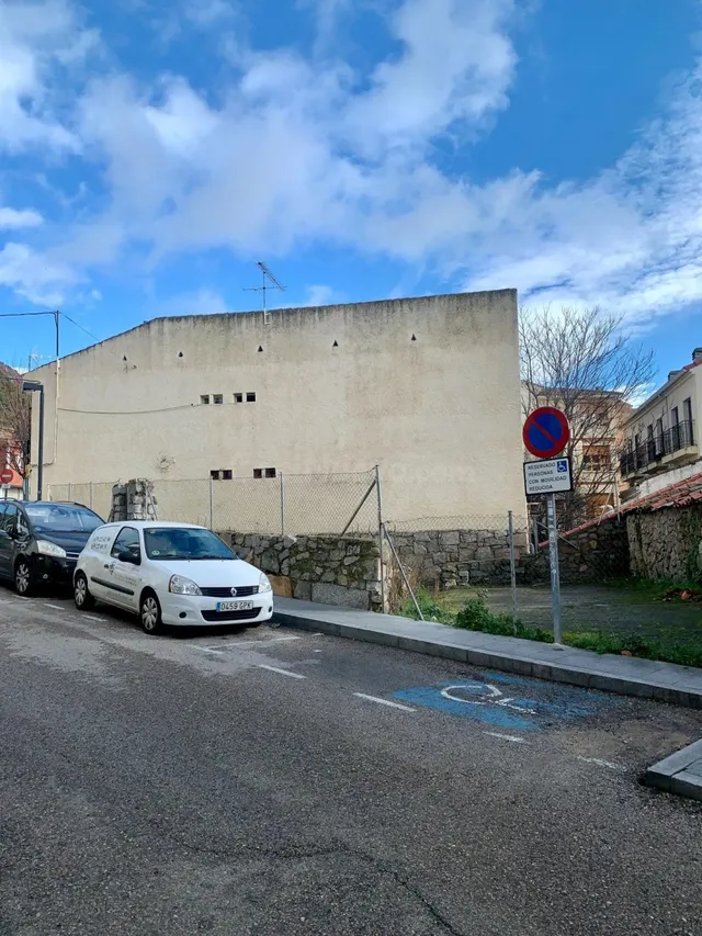Se vende Suelo urbano y/o Casa de Pueblo
