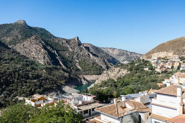 EDIFICIO en Güejar Sierra — 6