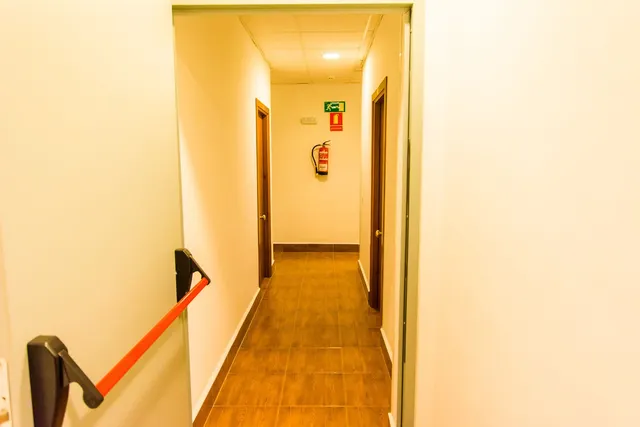 Hotel 33 habitaciones 1350m² en venta - South of spain — 37