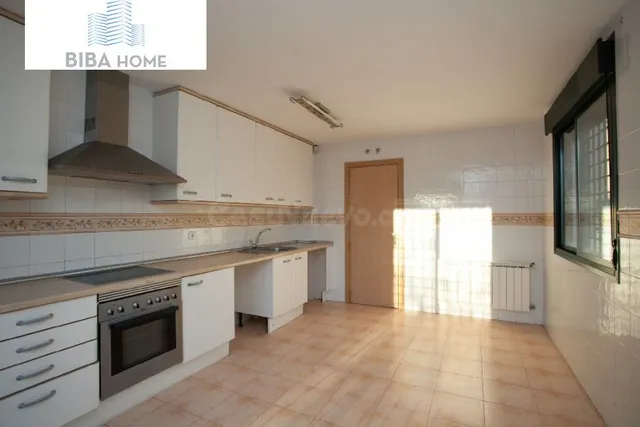 BIBA HOME VENDE, CHALET AISLADO ALQUILADO, EN RIVAS VACIAMAD